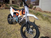 Pit Bike (80cc / 125cc)